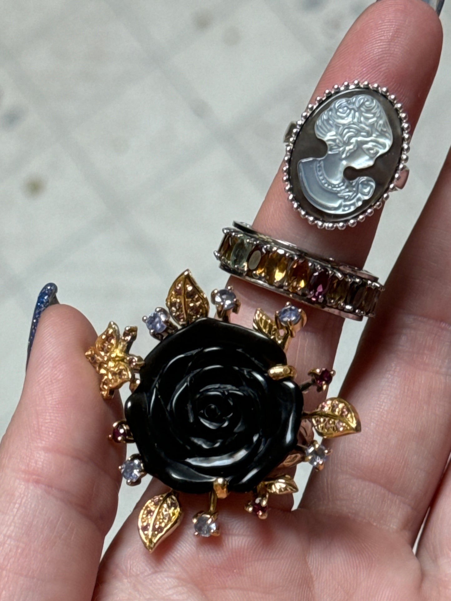 Reserved helianthus et astra