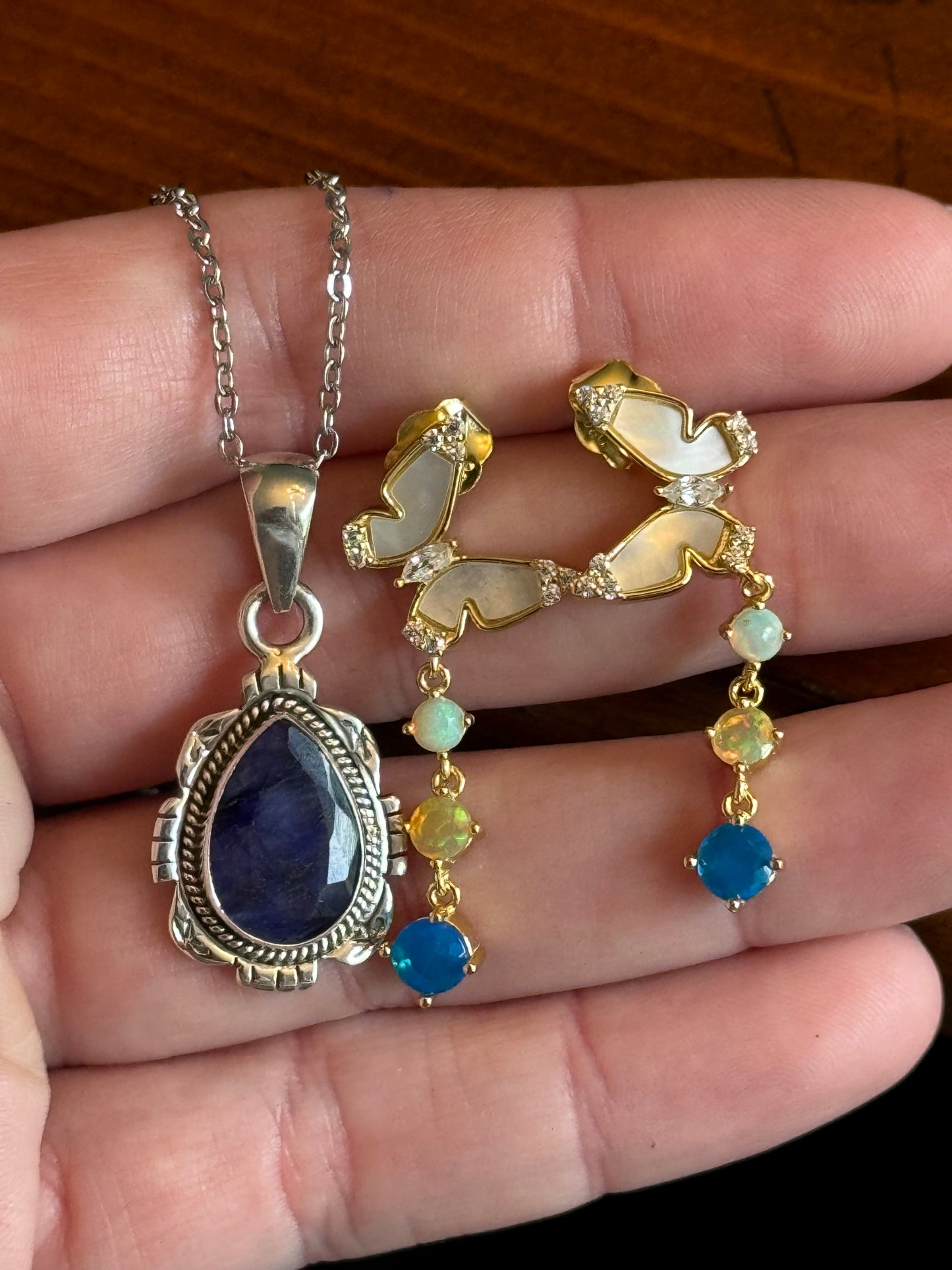 Reserved raysofthesungems