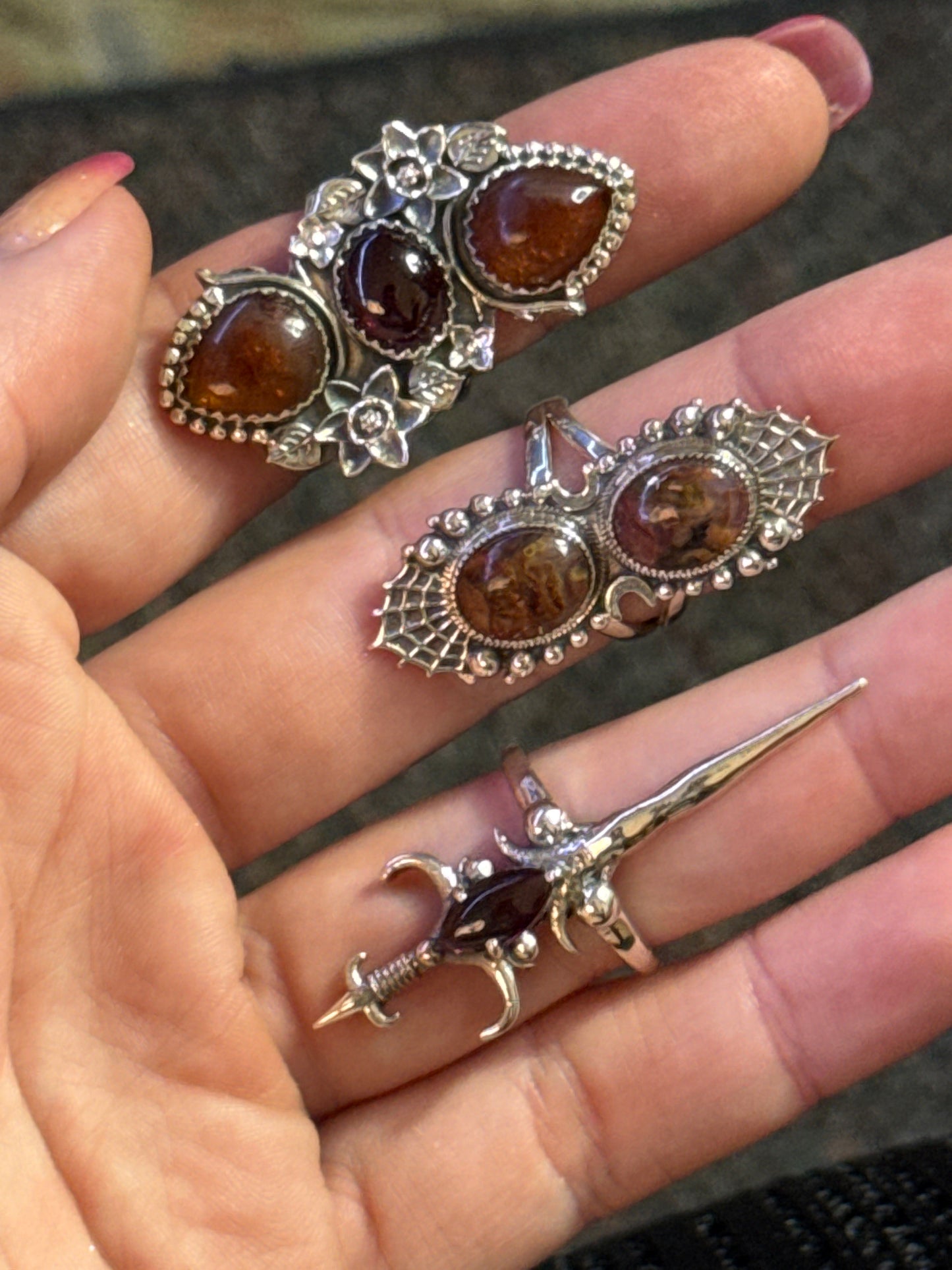 Reserved fluorite queen