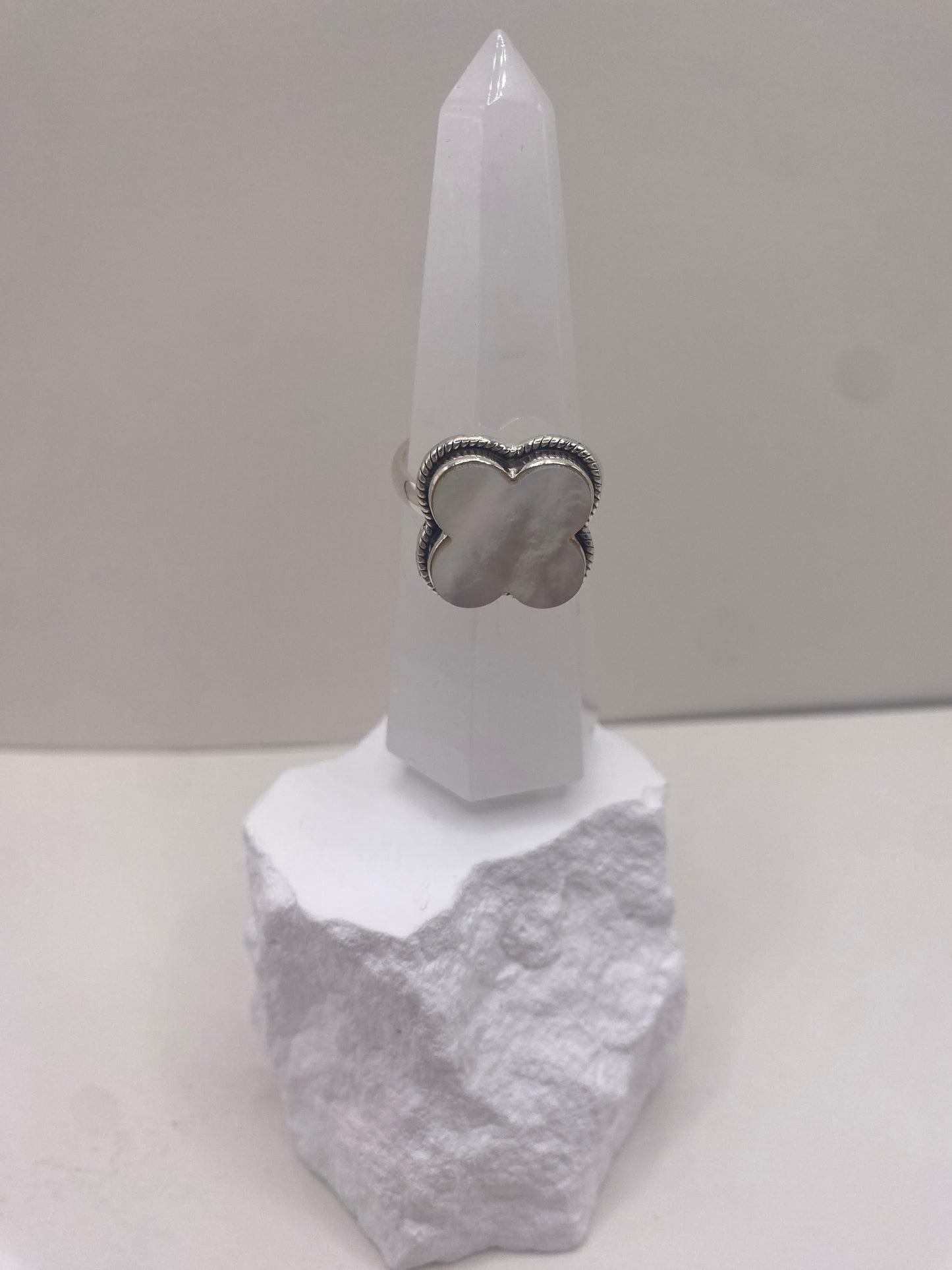 Size 10 Mother of pearl sterling silver