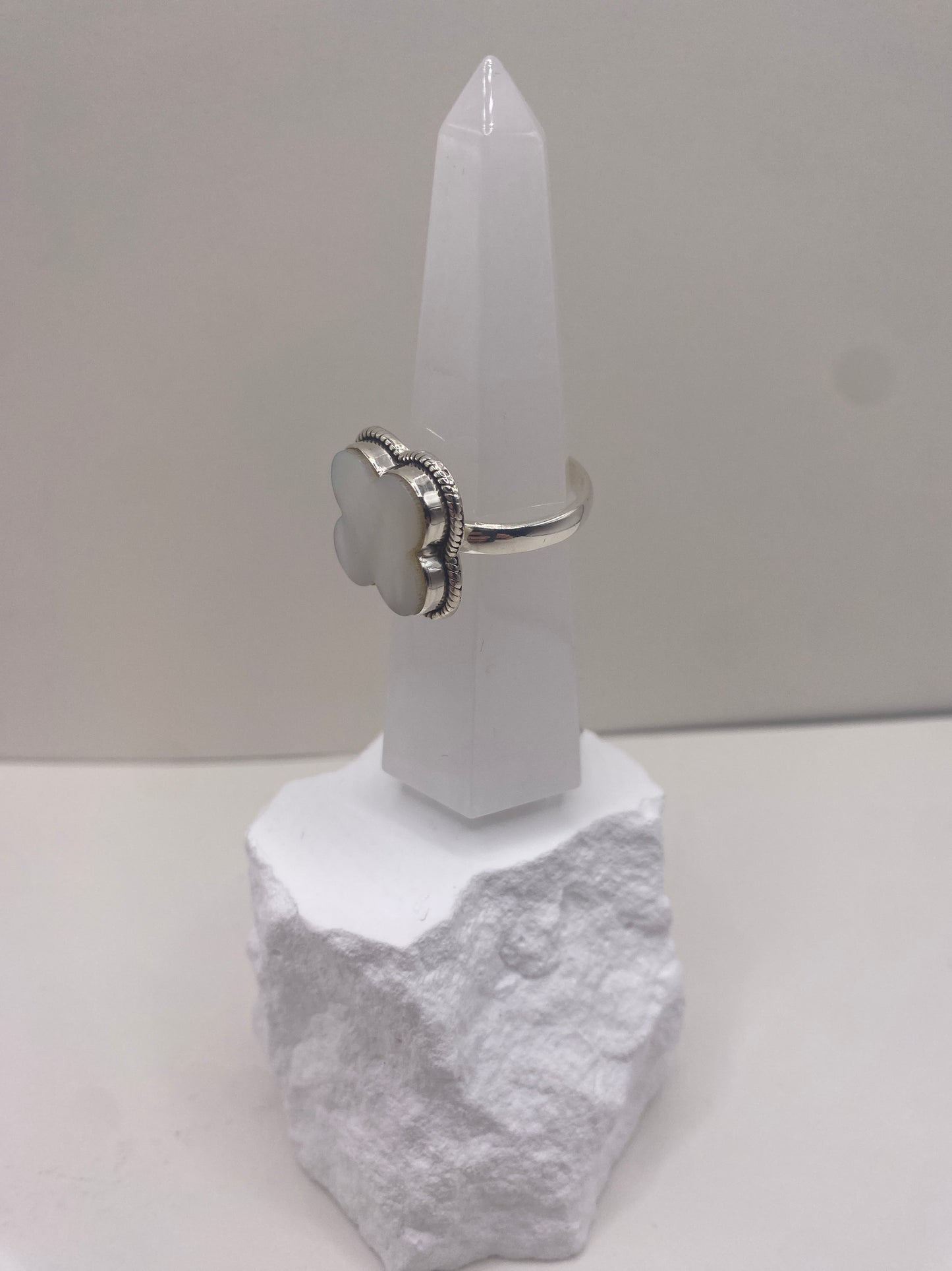 Size 10 Mother of pearl sterling silver