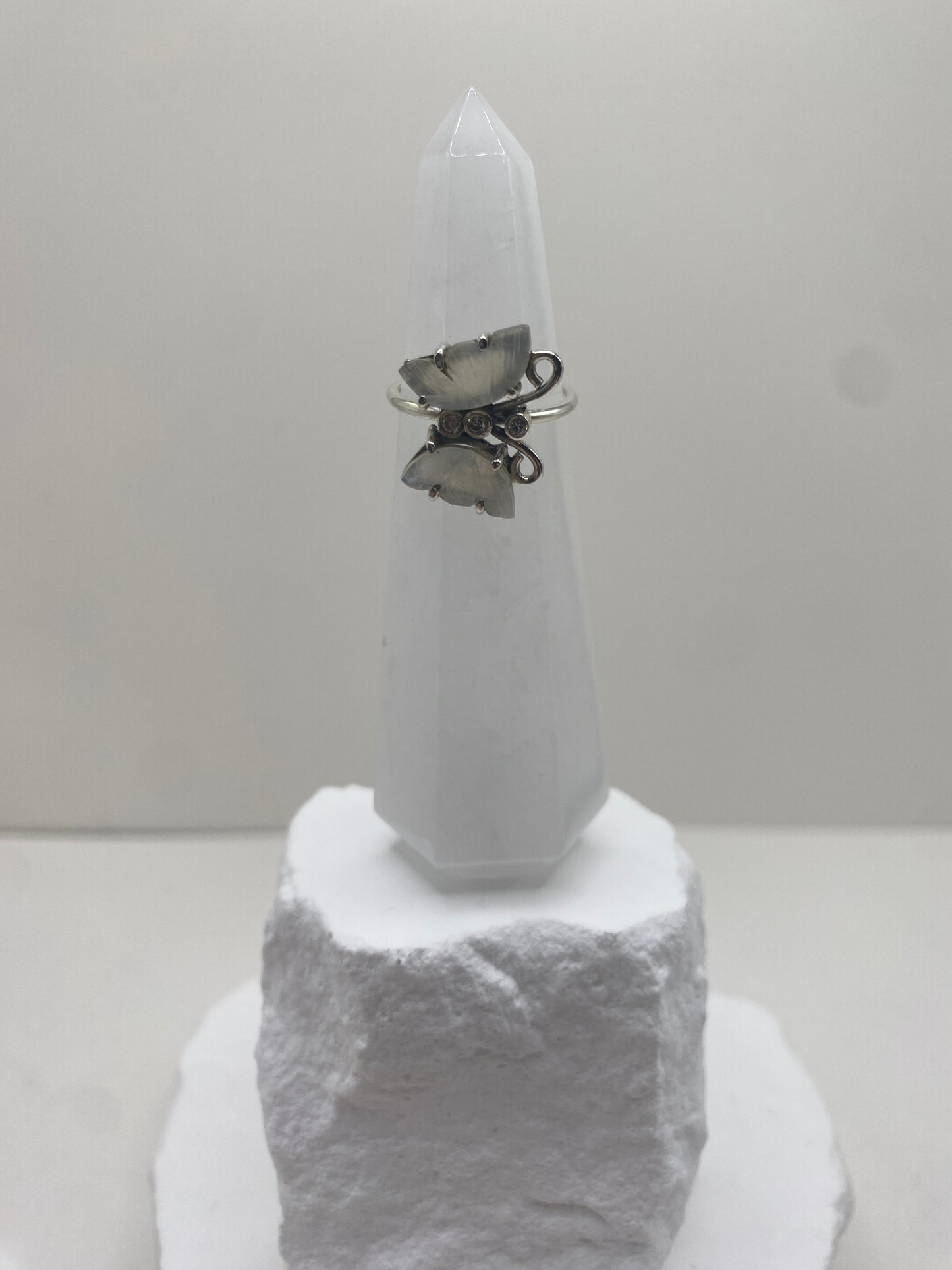 Size 6.5 moonstone sterling silver