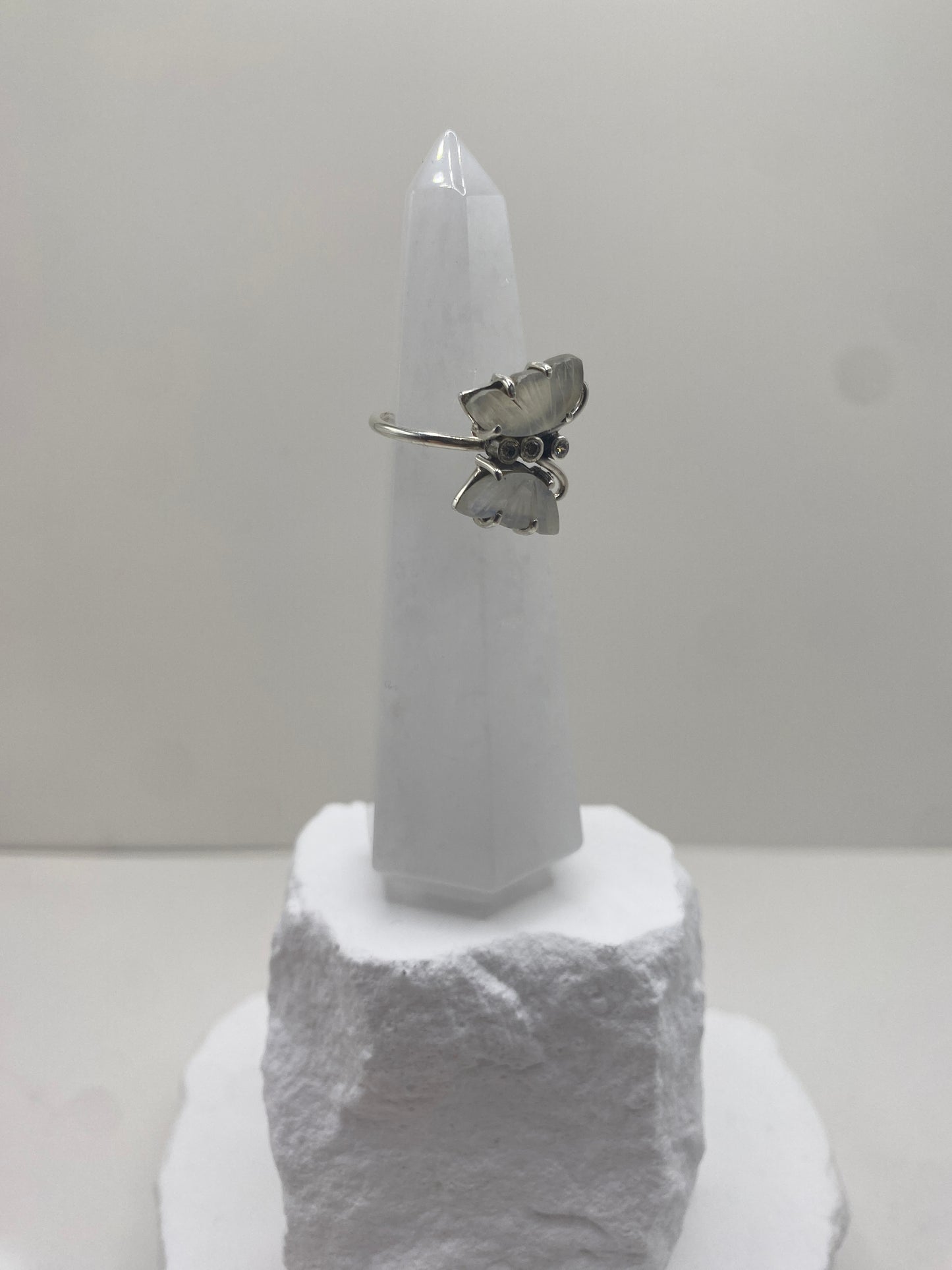 Size 6.5 moonstone sterling silver
