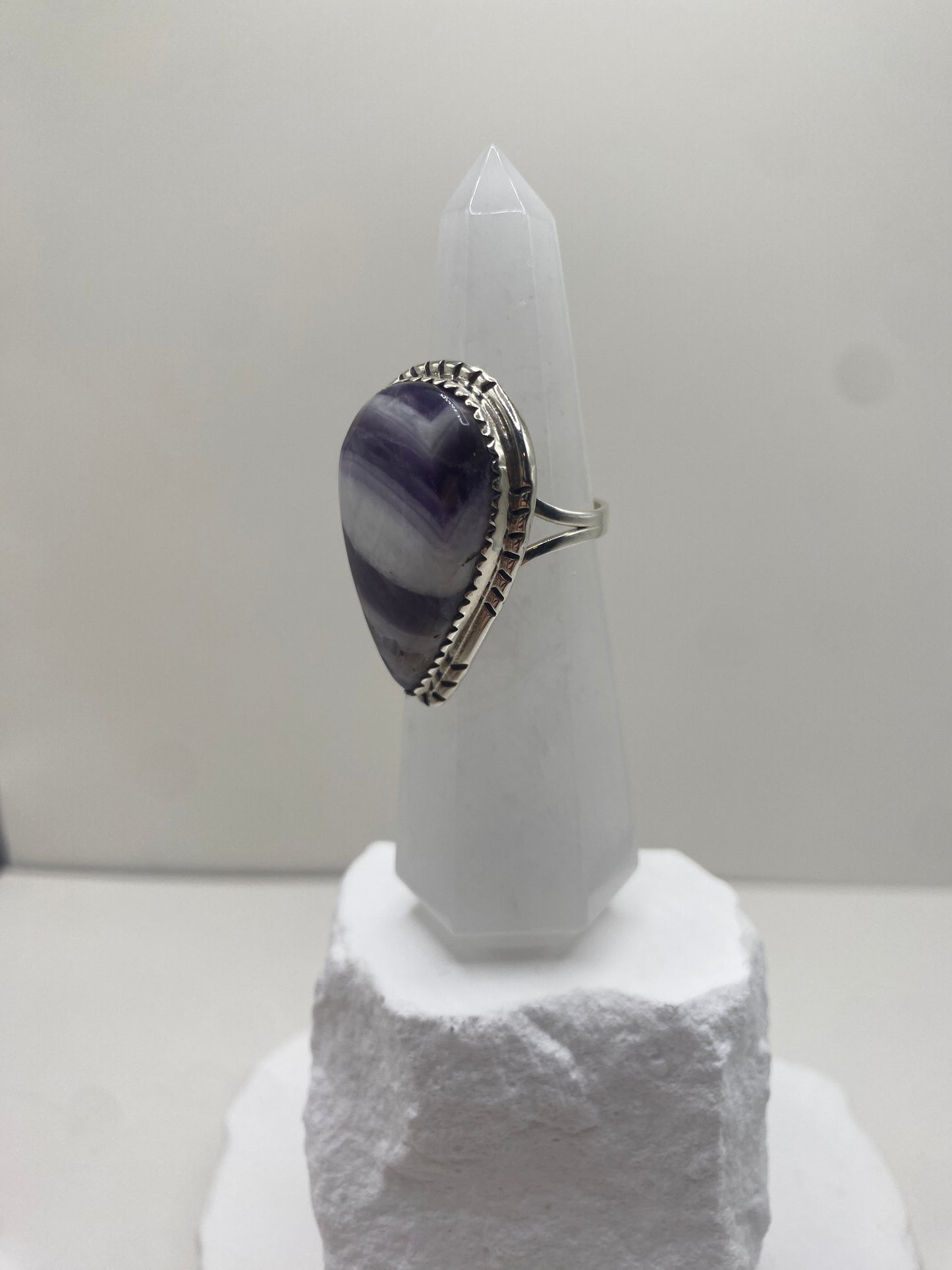 Size 8.5 chevron amethyst sterling silver