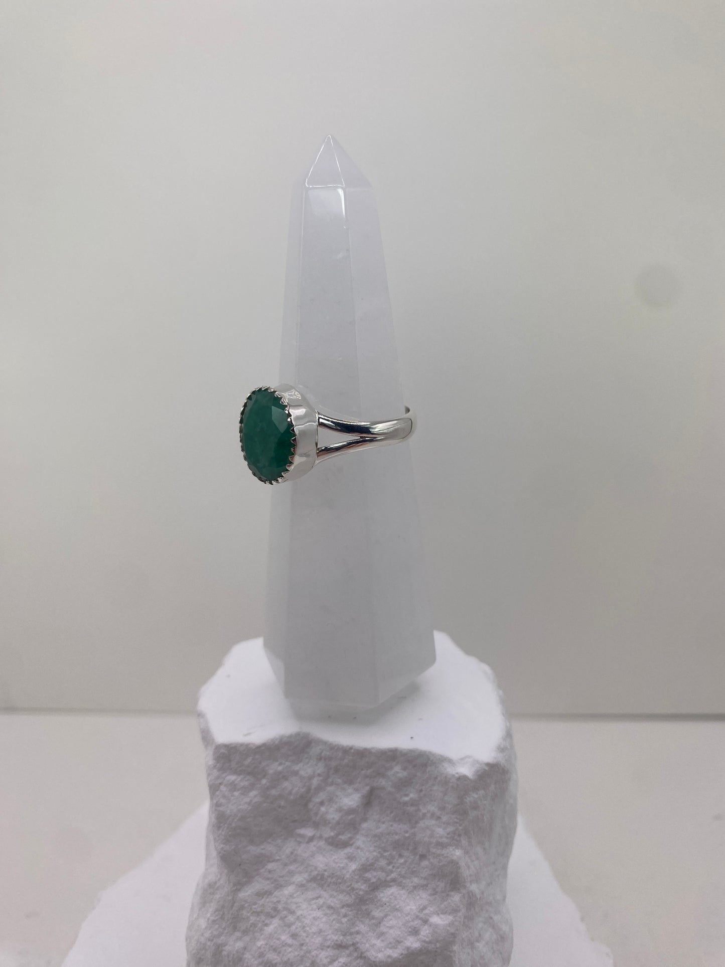 Size 9.25 emerald sterling silver