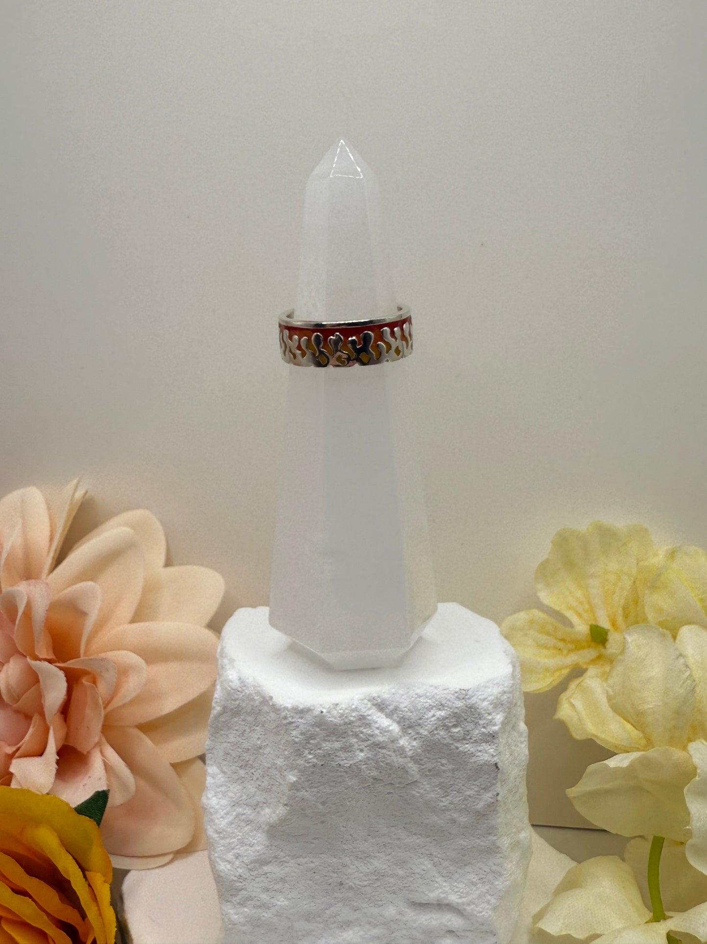 Size 6.5 flames sterling silver
