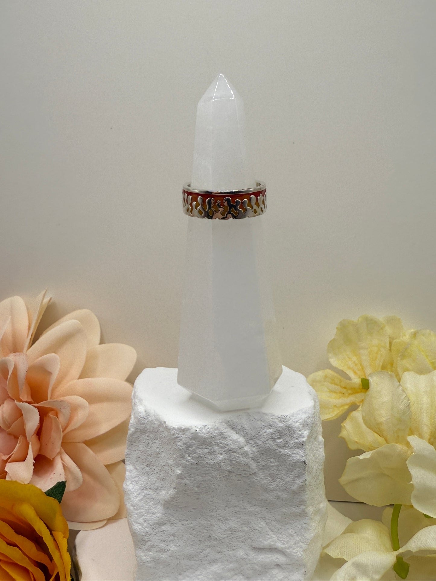 Size 6.5 flames sterling silver