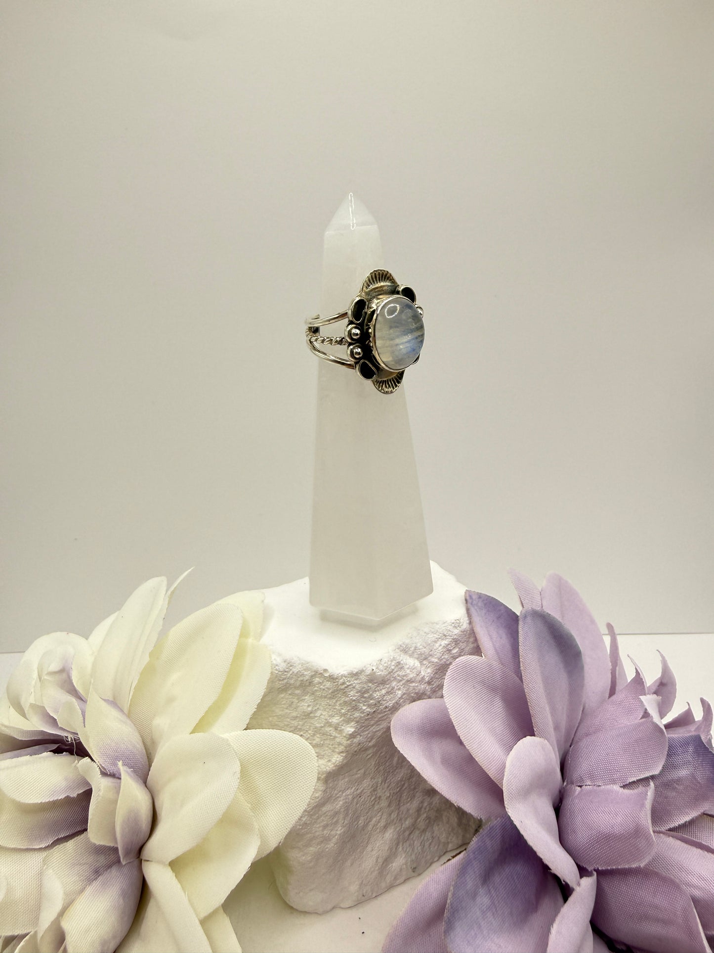 Moonstone size 5 sterling silver