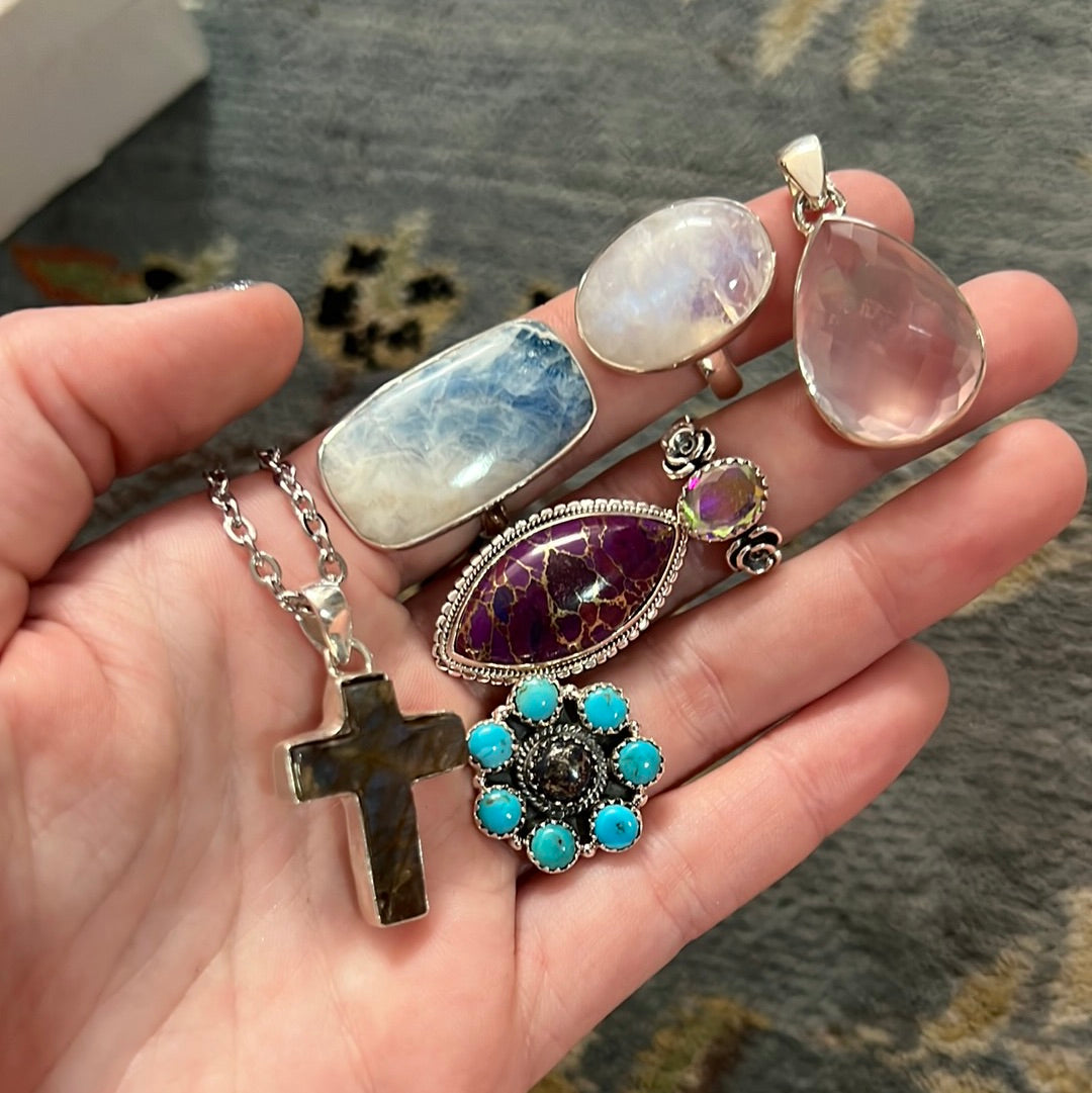 Reserved glamma Kai choker