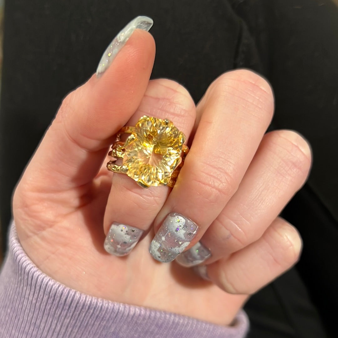 Reserved flower valley crystals