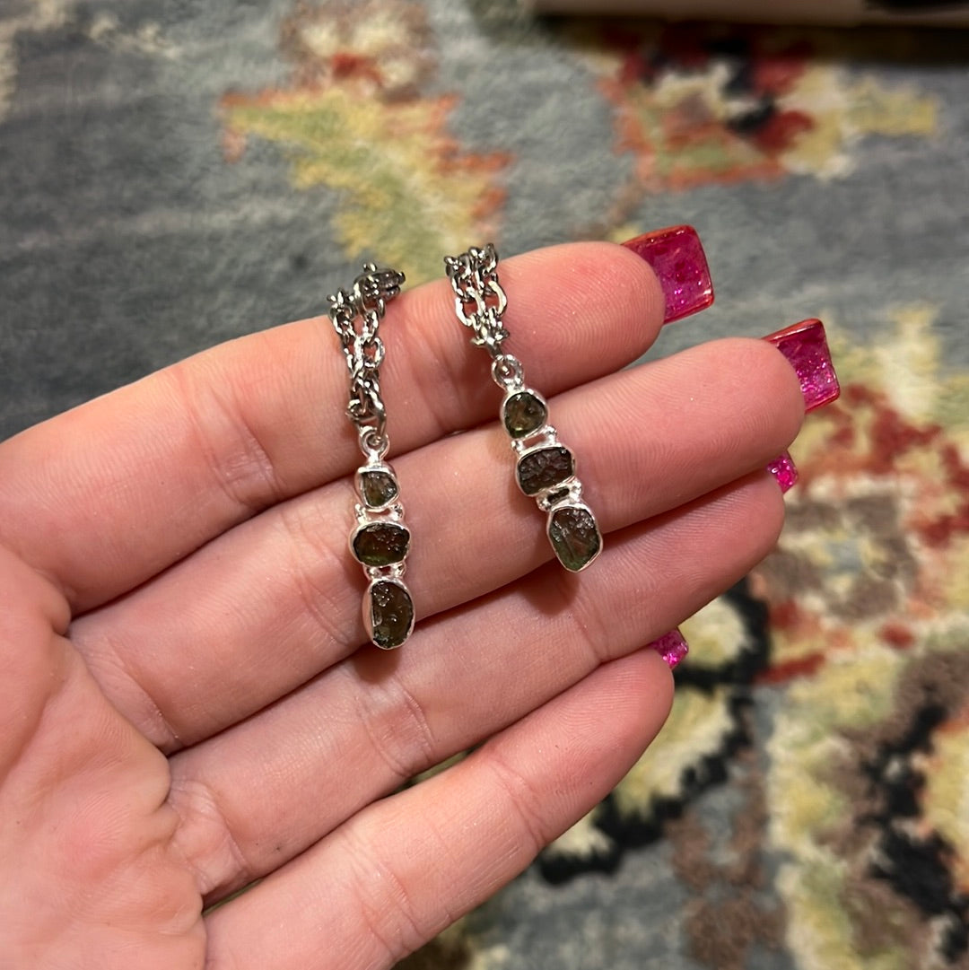 Reserved Elle’s beauty box 1 20in chain