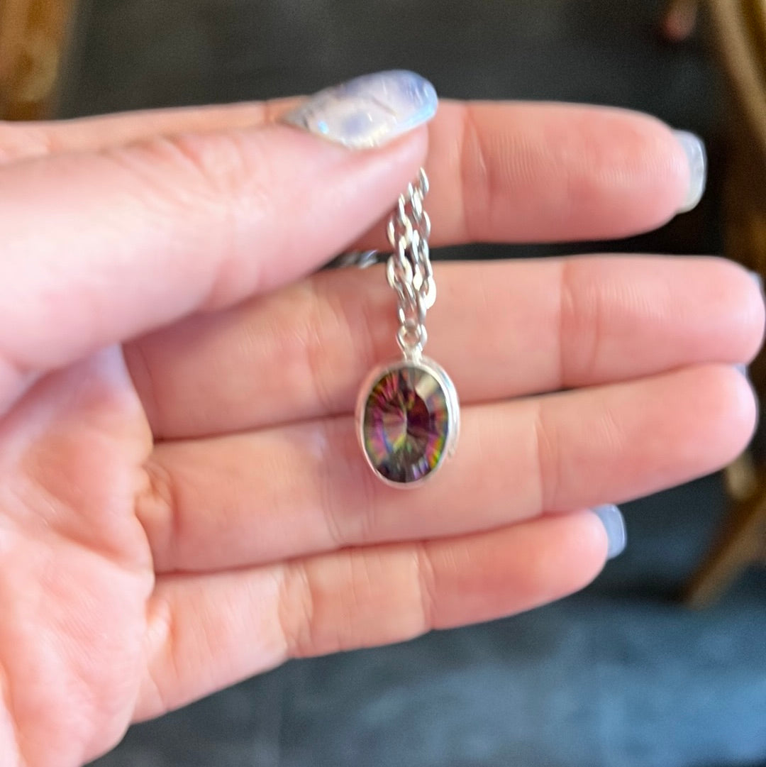 Reserved shearers florist / points and petals 20in choker
