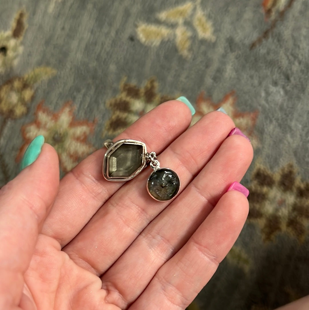 Reserved goldenrosethrifts