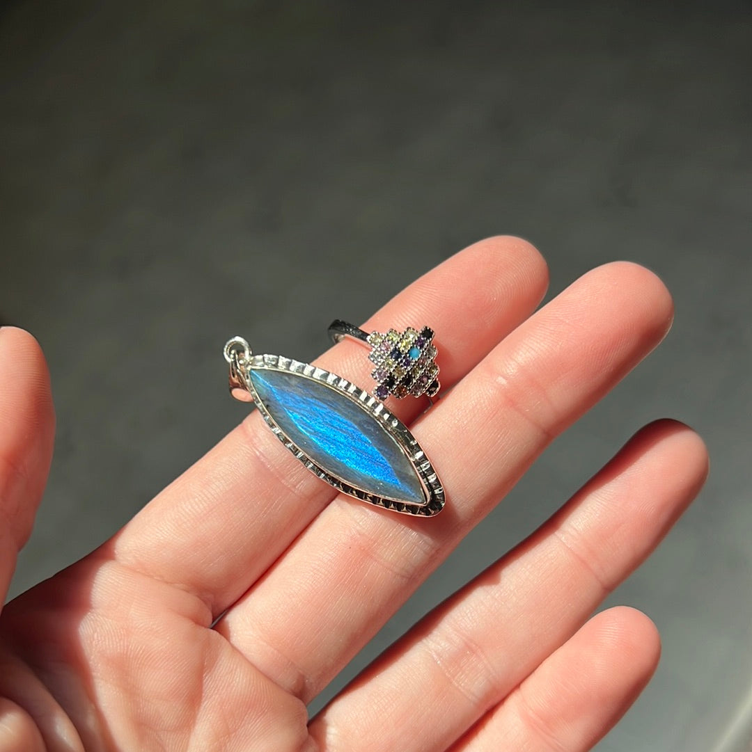 Reserved glamma Kai choker