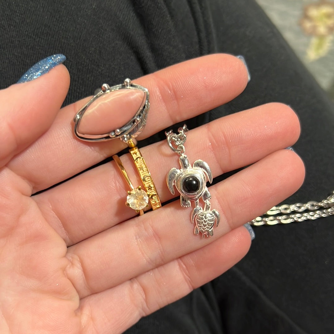 Reserved ash Meredith