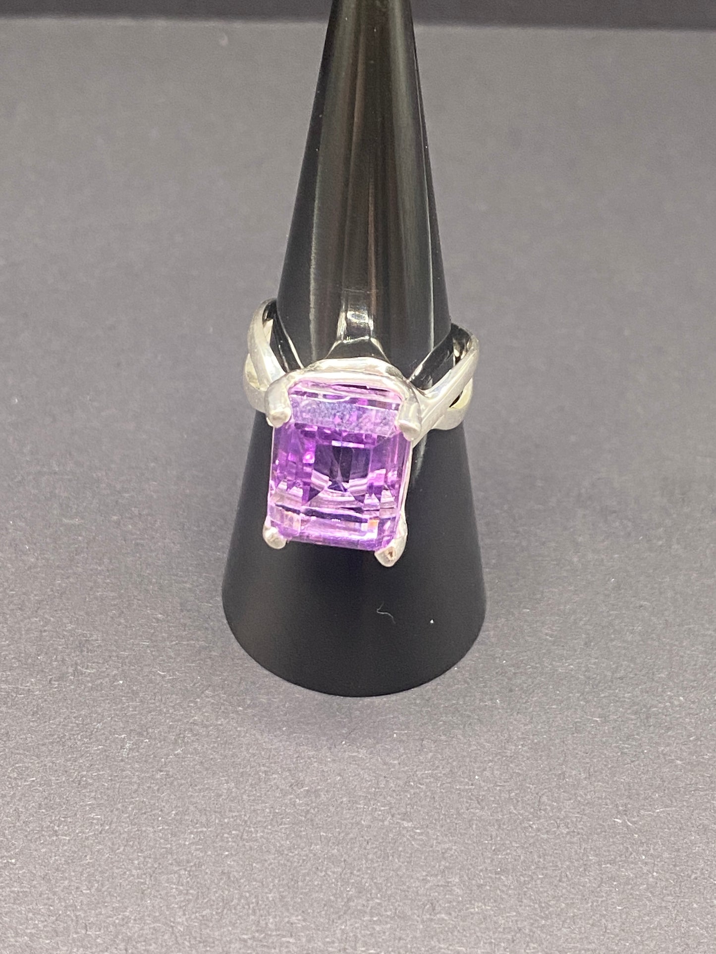 Size 8 amethyst sterling silver