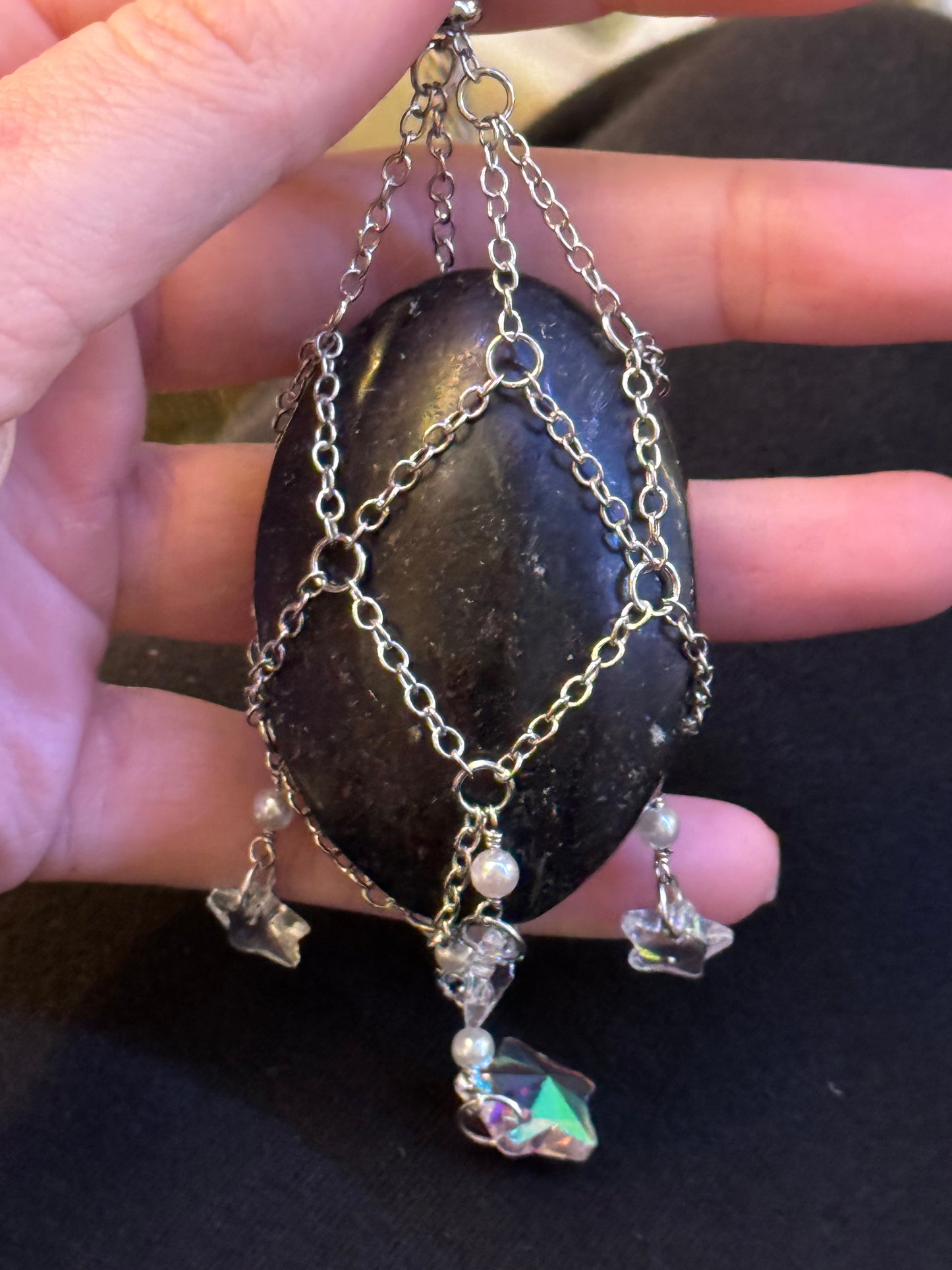 Reserved floating feather