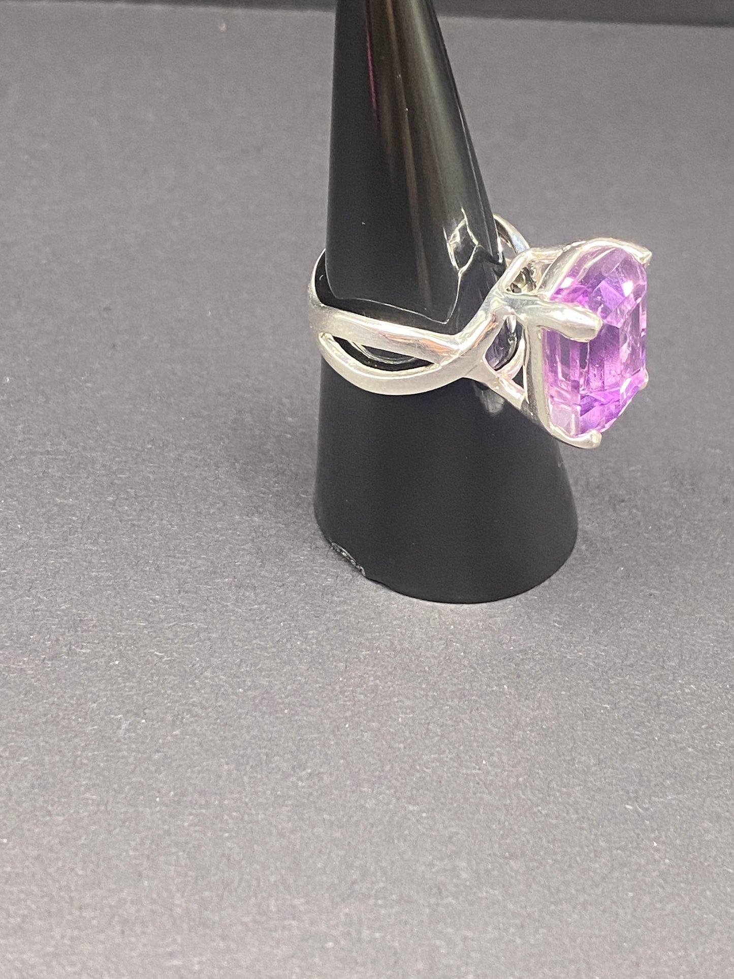 Size 8 amethyst sterling silver