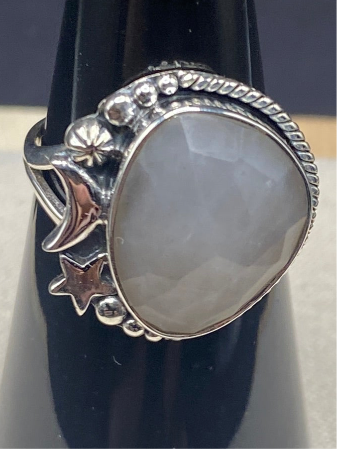 Size 7.25 gray moonstone sterling silver