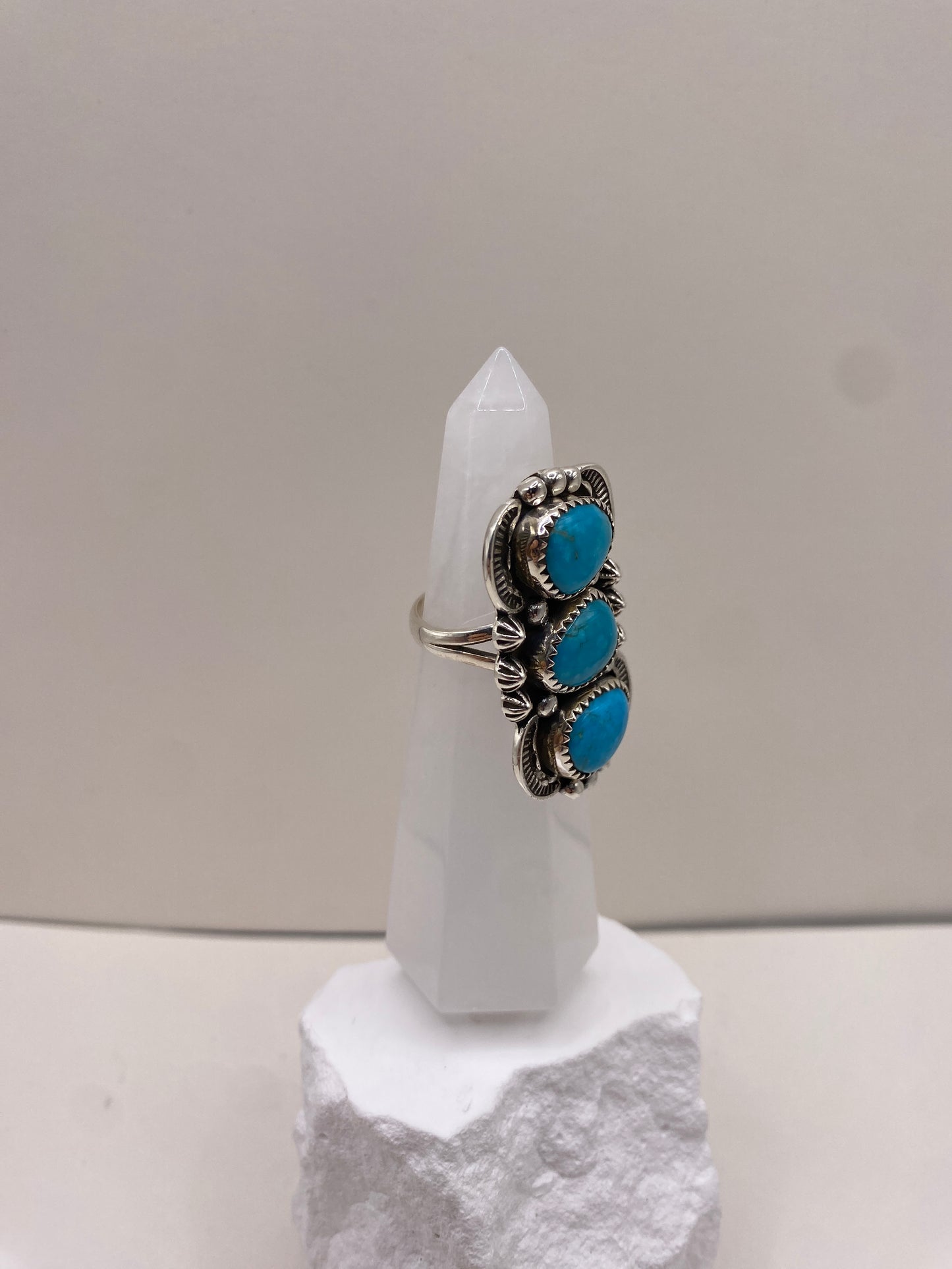 Size 7 Kingman turquoise sterling silver