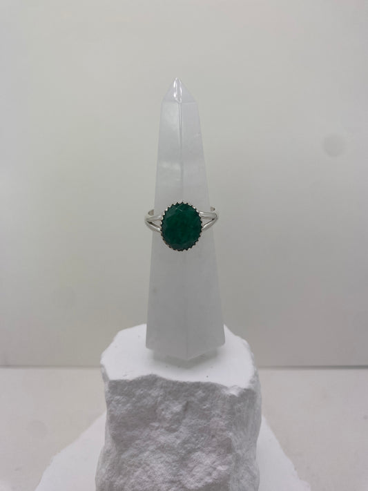 Size 9.25 emerald sterling silver