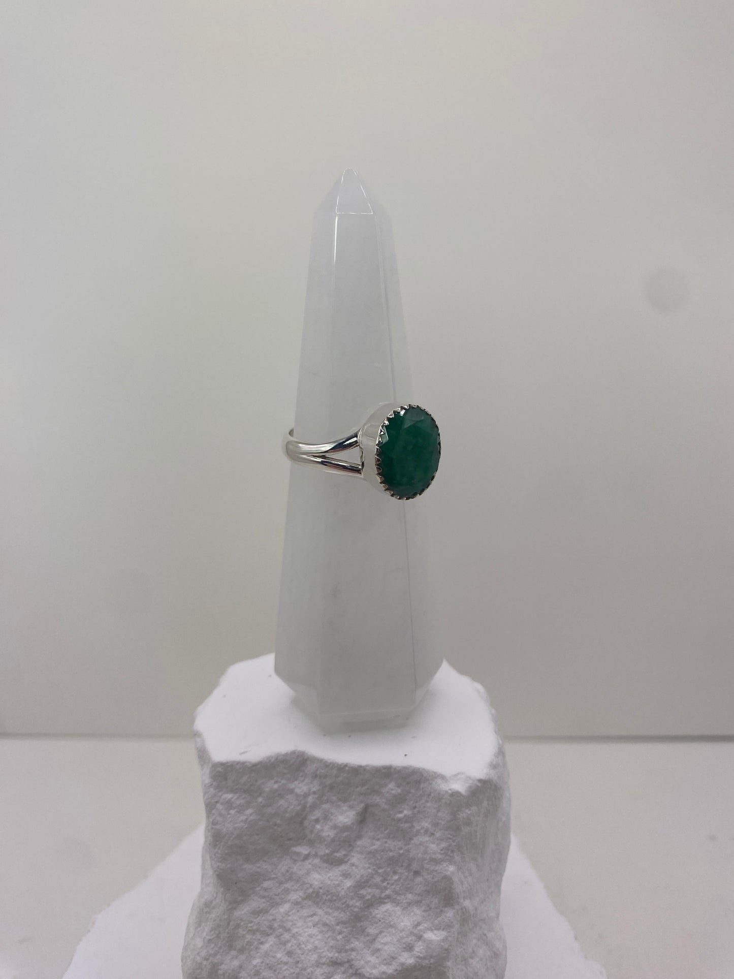 Size 9.25 emerald sterling silver