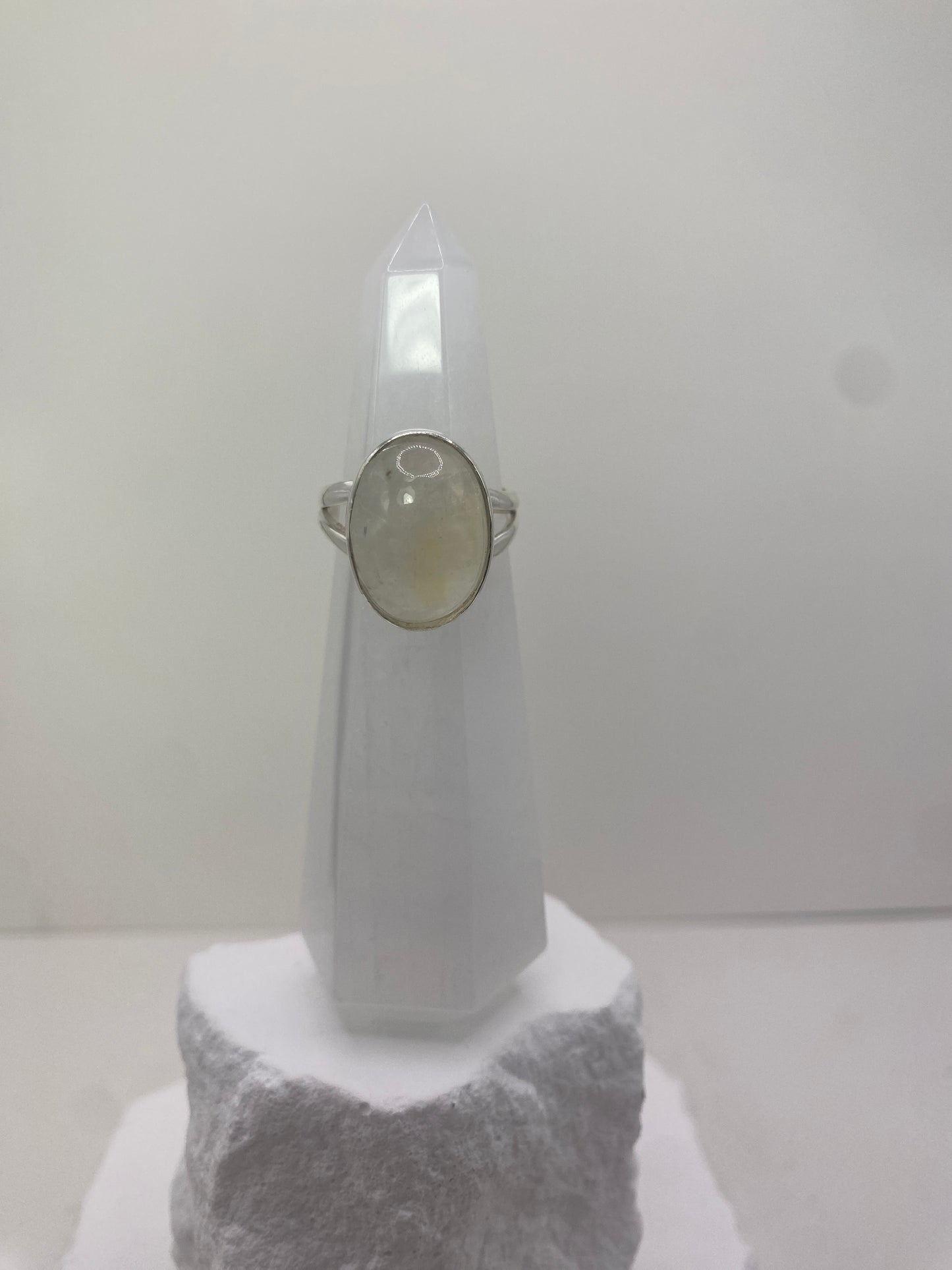 Size 6.5 moonstone sterling silver