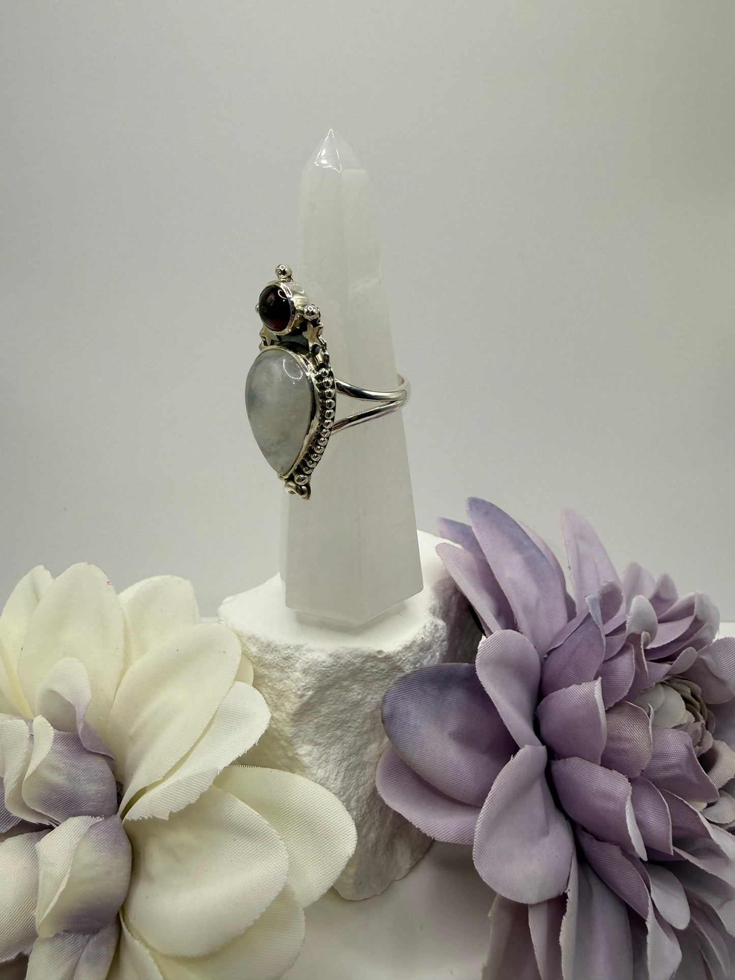 Moonstone and garnet size 10 sterling silver