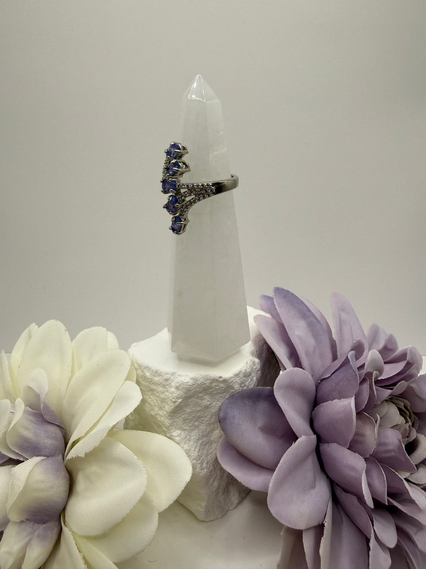 Tanzanite and quartz size 6 sterling silver