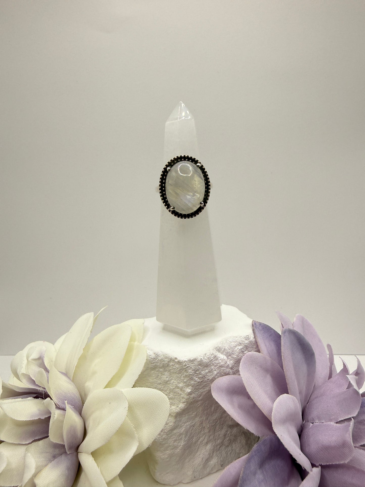 Moonstone size 6.25 sterling silver