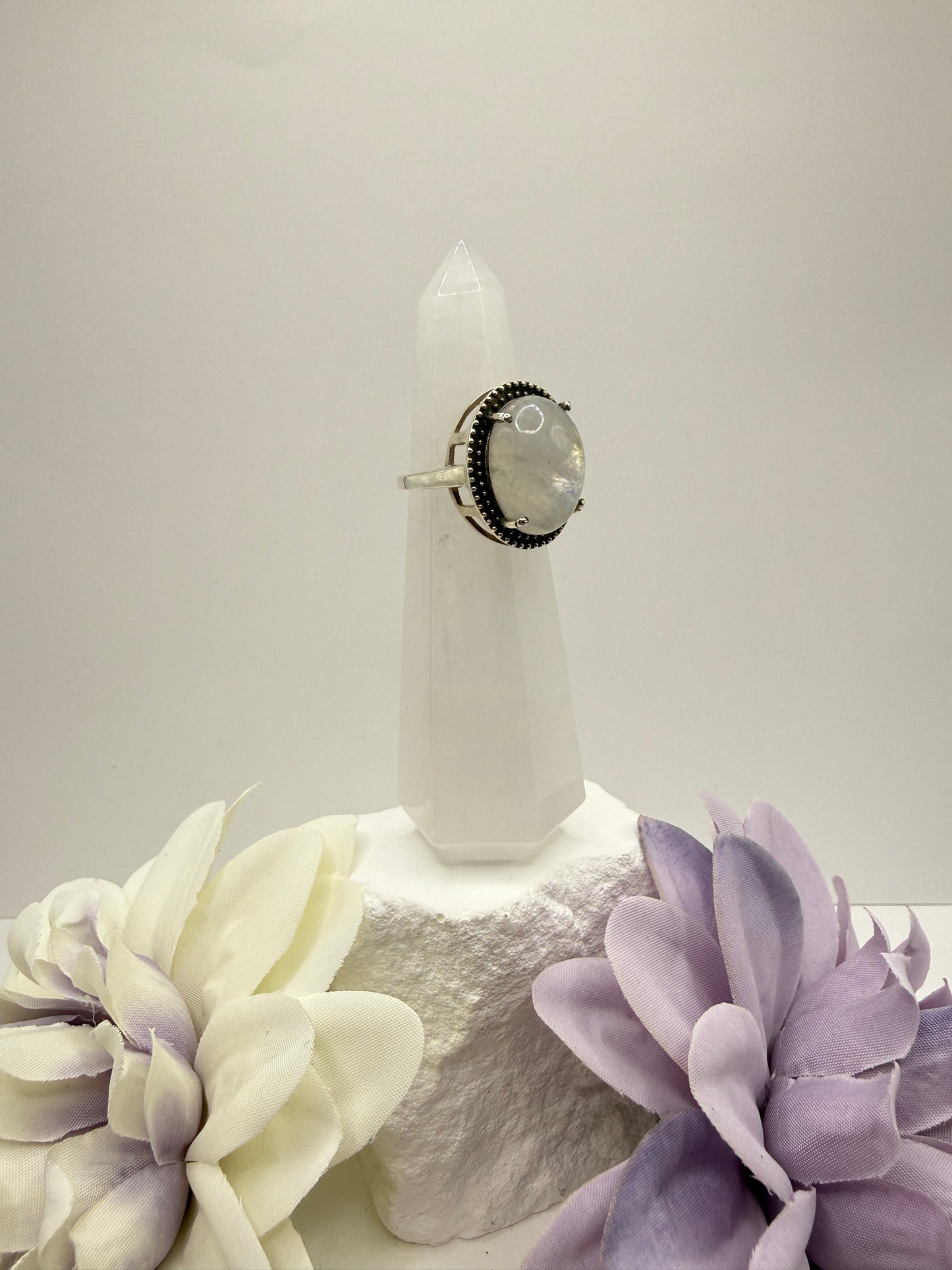 Moonstone size 6.25 sterling silver