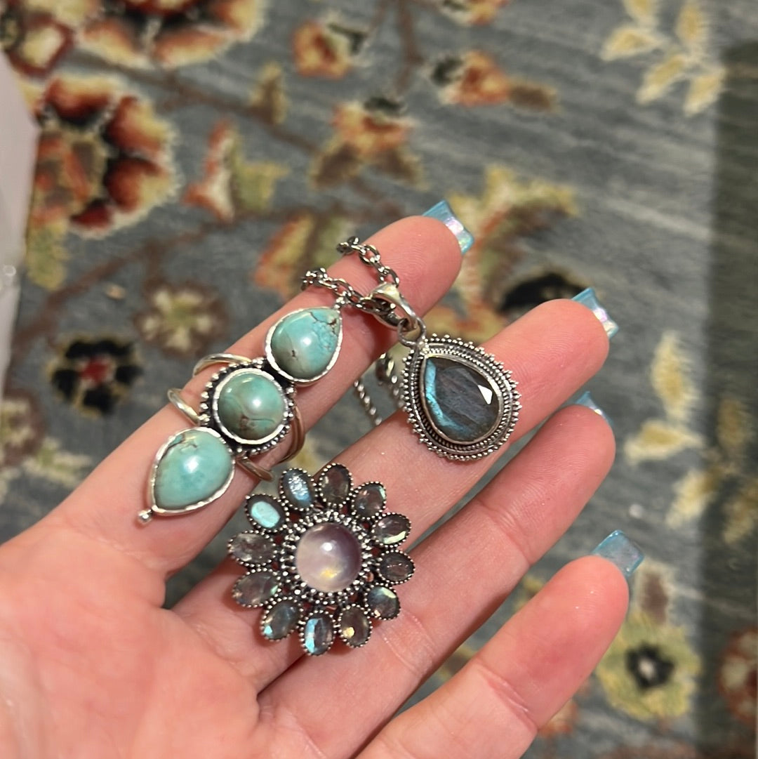 Reserved earthvibeadornments