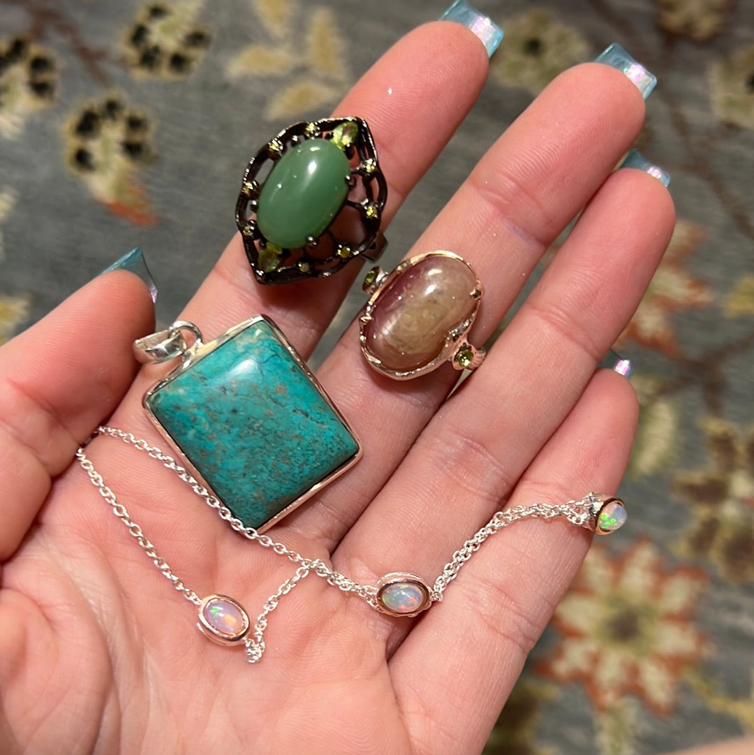 Reserved m0nica